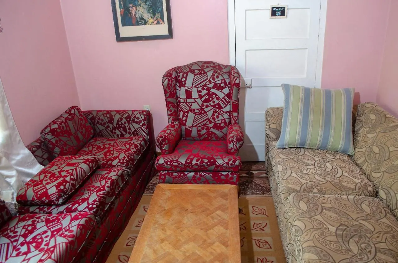 אוצ'ו ריוס Little Shaw Park Guest House  אוצ'ו ריוס