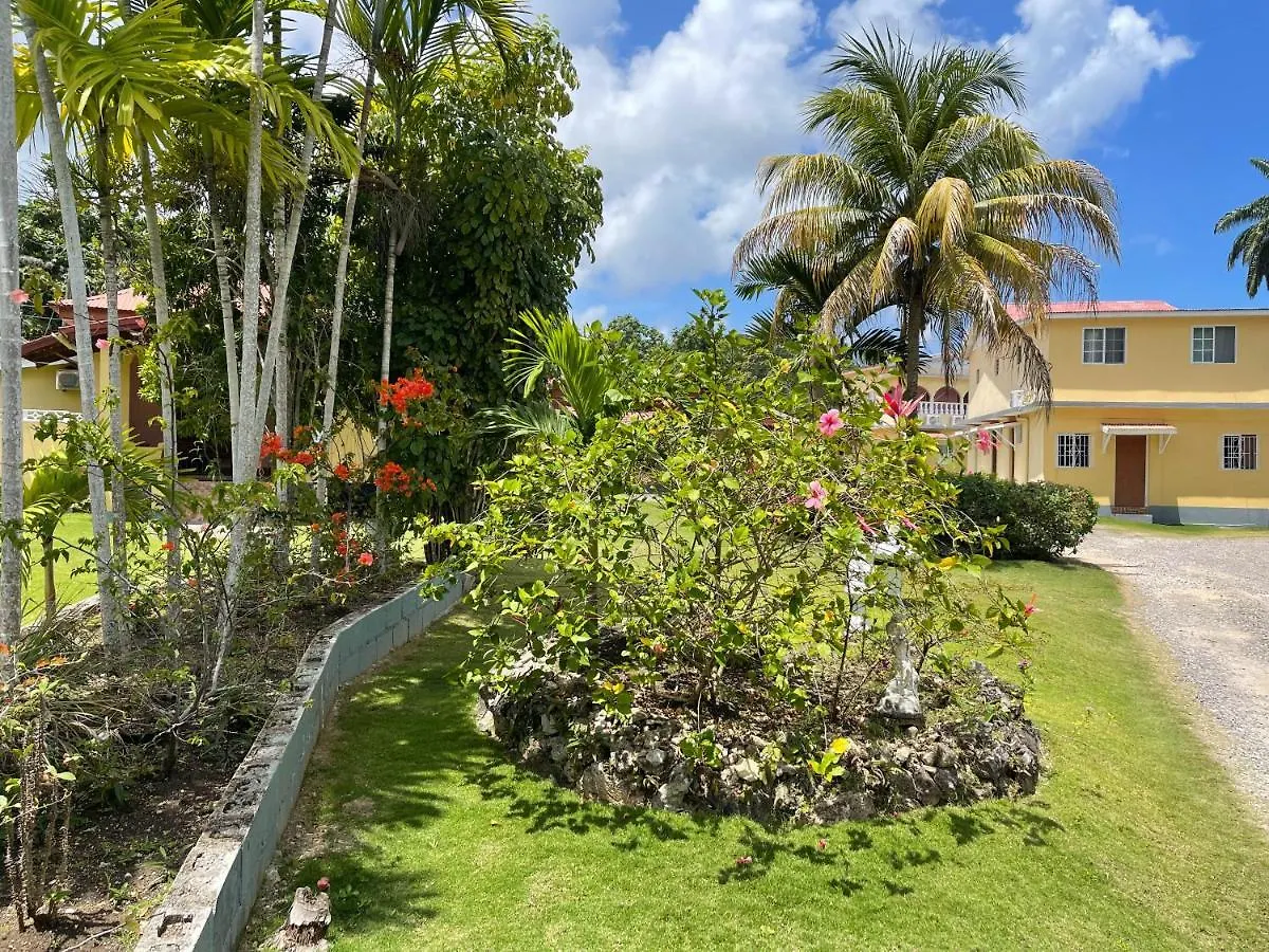 אוצ'ו ריוס Little Shaw Park Guest House