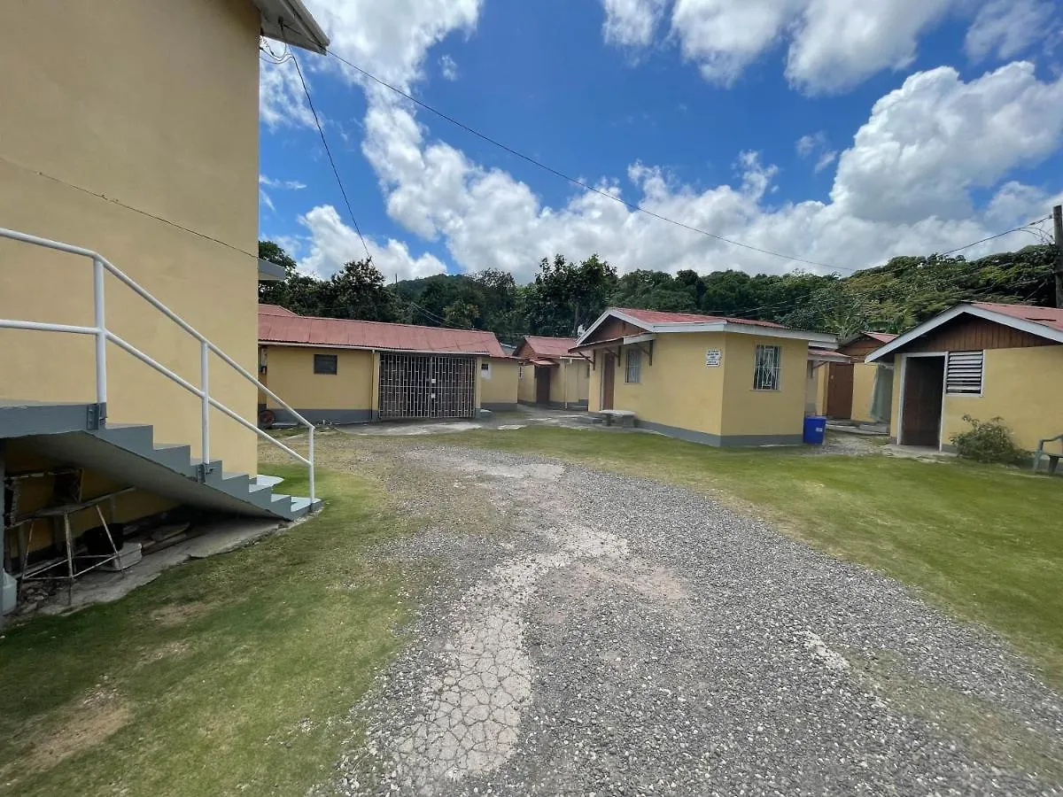 אוצ'ו ריוס Little Shaw Park Guest House